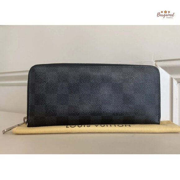 Authentic Louis Vuitton Gray Black Damier Graphite Canvas Zippy Organizer Wallet - Picture 5 of 13